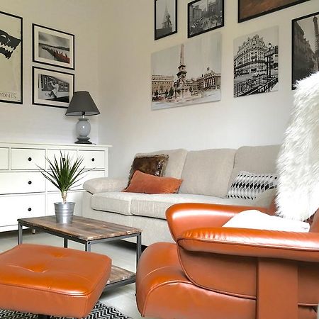 Standard Apartment By Hi5 - Karoly 23 ブダペスト エクステリア 写真